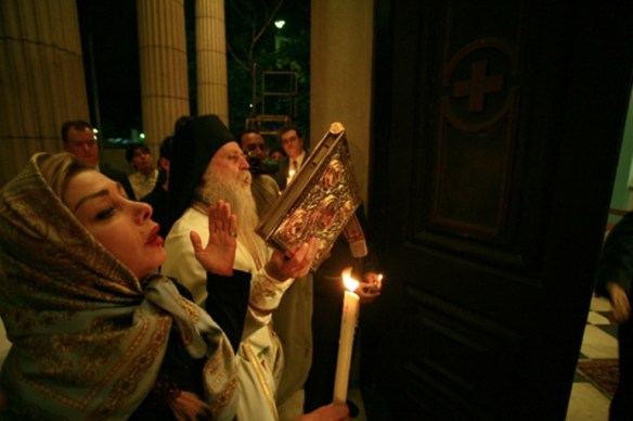 Osterfeierlichkeit in der griechisch-orthodoxen Kirche in Iran