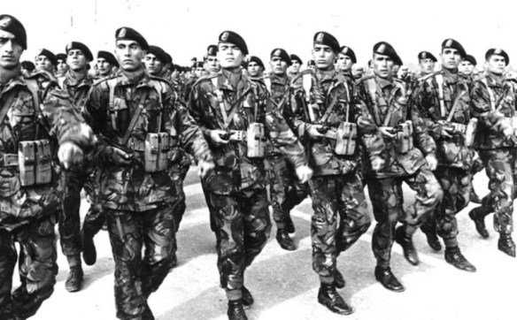 die gefürchtete königliche Garde vor der islamischen Revolution