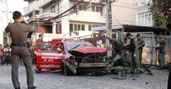 das explodierte Taxi am 14. Februar 2012 in Bangkok, Thailand_Bildquelle dawn