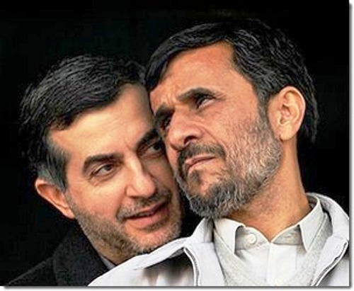 Esfandiar Rahim Maschaie und Ahmadinedschad