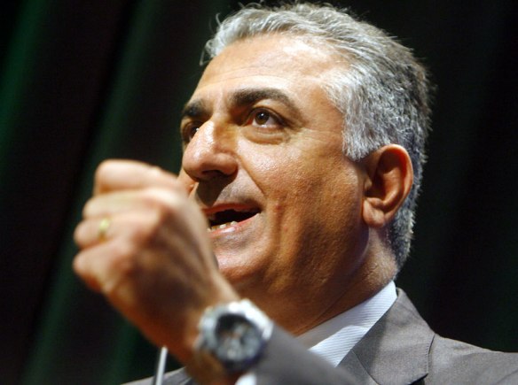 Reza Pahlavi als der Sprecher des Iranischen Nationalrates