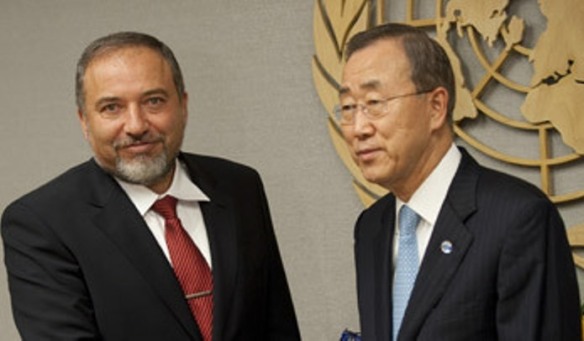 Avigdor Lieberman und Ban Ki-moon ©AFP