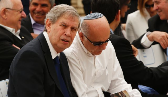 Foto: Reuters Mossadchef Tamir Pardo und Shin Bet Kopf Yoram Cohen.  Tamir Pardo, Chef des israelischen Geheimdienst Mossad, sitzt neben Yoram Cohen, der Chef der israelischen Shin Bet, der interne Sicherheitsdienst.  