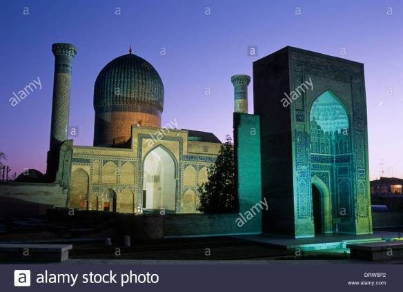 gur-emir-mausoleum-the-tomb-of-tamerlane-samarkand-uzbekistan-DRW8P2