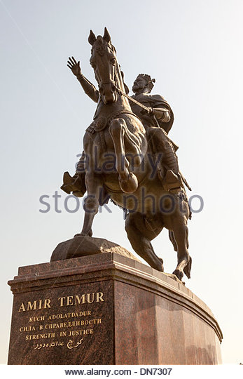 statue-of-amir-timur-also-known-as-temur-and-tamerlane-tashkent-uzbekistan-dn7307